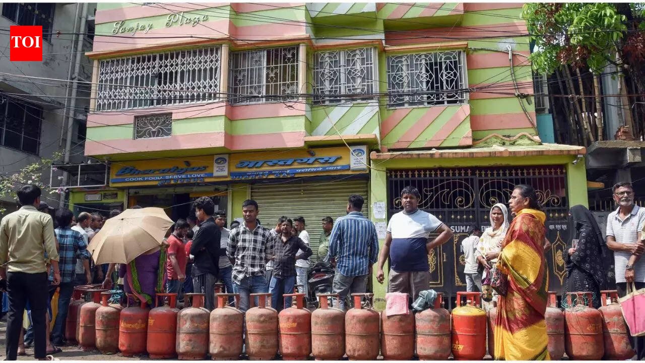 Odisha Police Caution Citizens Against Scammers Amid LPG Crisis