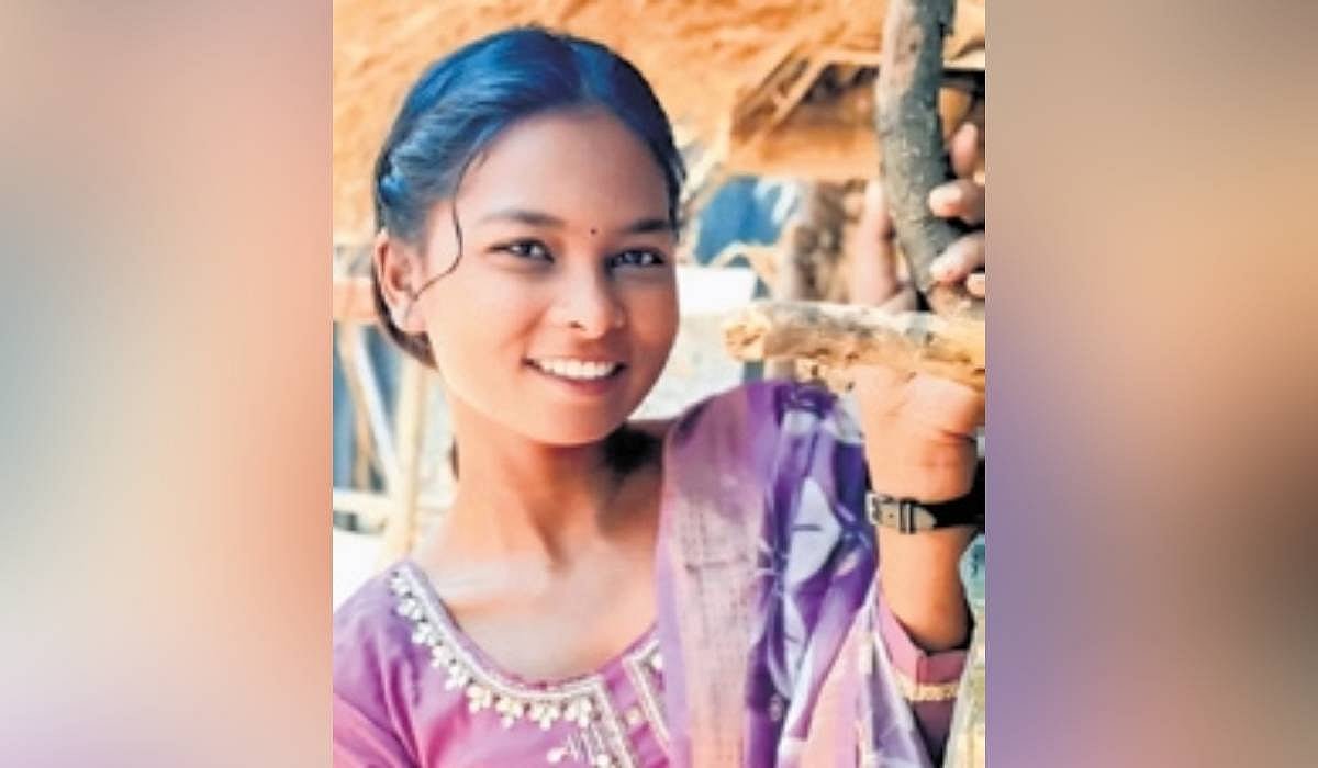 25-Year-Old Belpahar Theatre Actor Becomes First Woman from Odisha to Join NSD