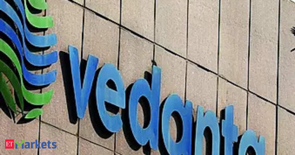 Vedanta Power, Iron & Steel, and Oil & Gas Shares Plunge Up to 8% Amid Profit-Taking