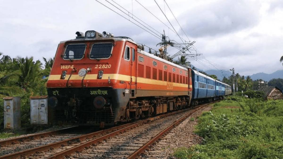 Extension of Charlapalli-Patna Special Trains Until September: Detailed Schedule and Routes