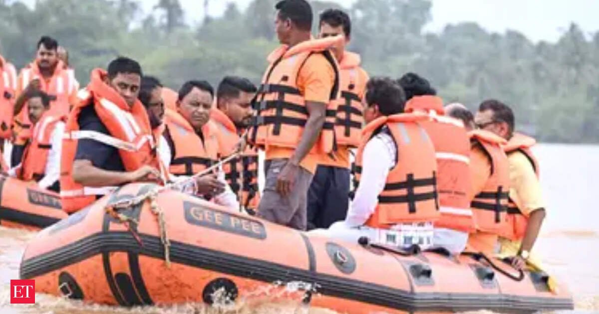 Odisha CM Majhi Assesses Flood Damage in Jajpur and Bhadrak Districts Amid Ongoing Crisis