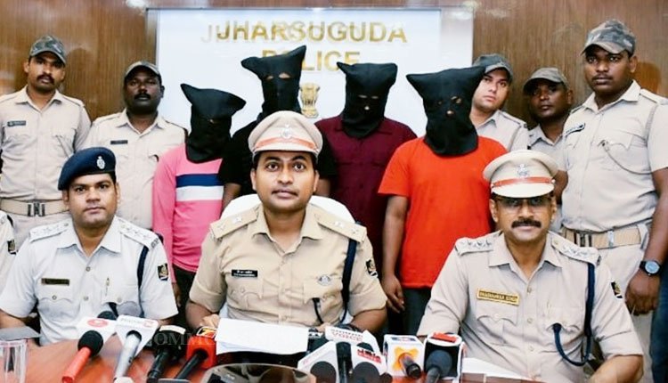 Robbery in Jharsuguda Solved: Four Arrested and Nearly 5 Lakh Recovered
