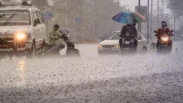 Odisha Braces for Heavy Rainfall as Low-Pressure System Persists